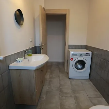 Central Flat Close To Osmanbey Metro In Sisli Istanbul