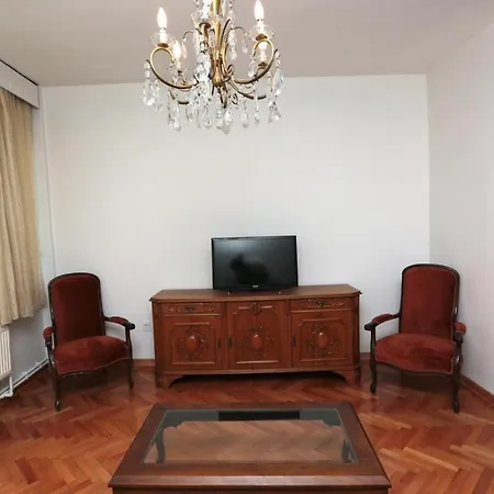 Central Flat Close To Osmanbey Metro In Sisli Istanbul