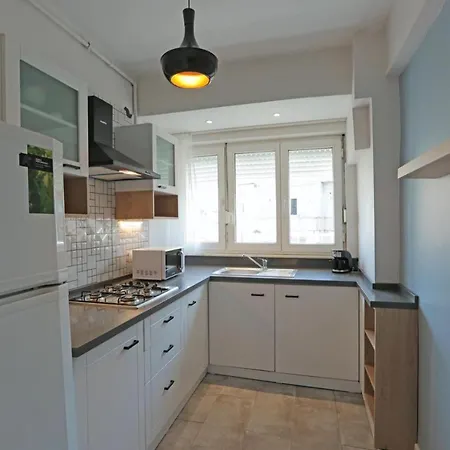 Central Flat Close To Osmanbey Metro In Sisli